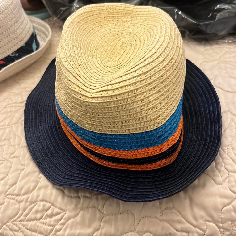 Little boys straw hat so adorable used in good shape